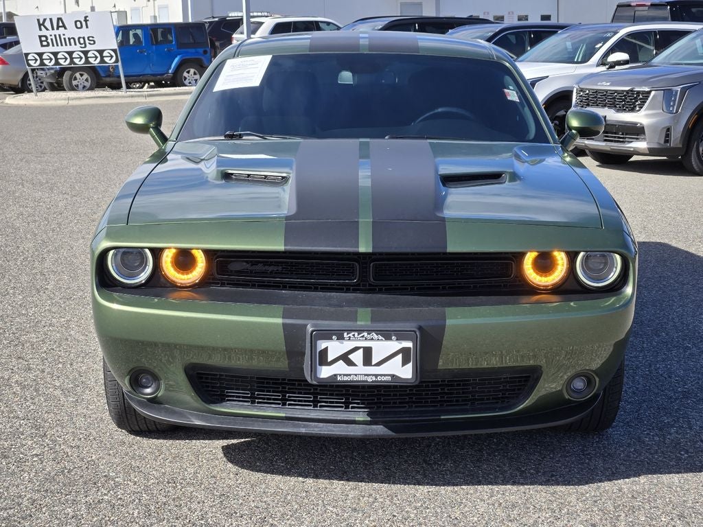 2022 Dodge Challenger SXT