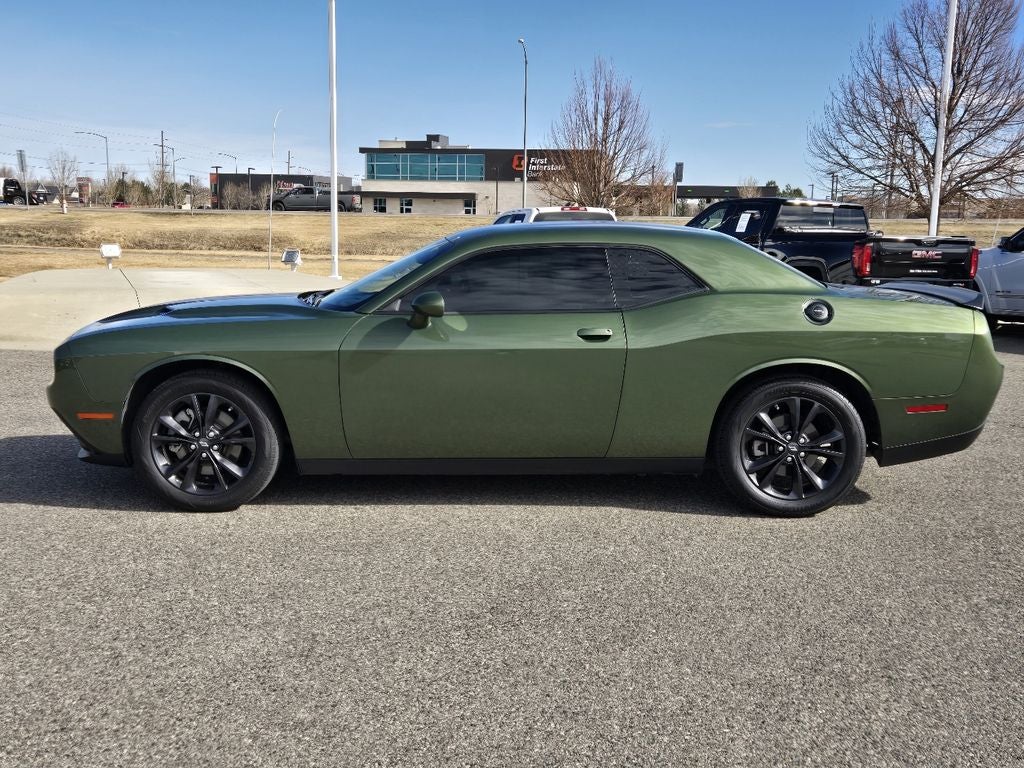 2022 Dodge Challenger SXT