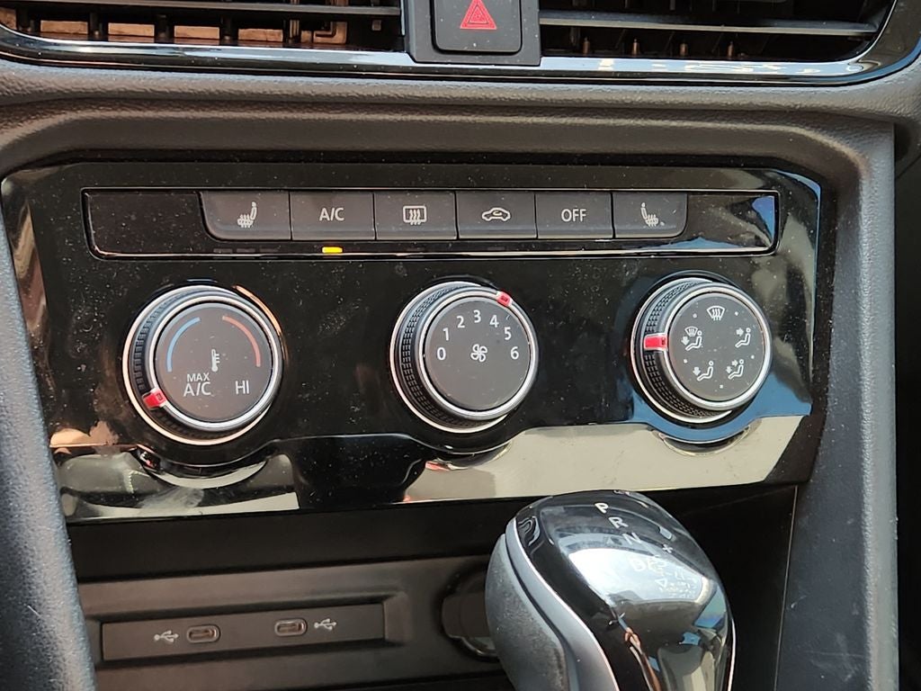 2024 Volkswagen Taos S