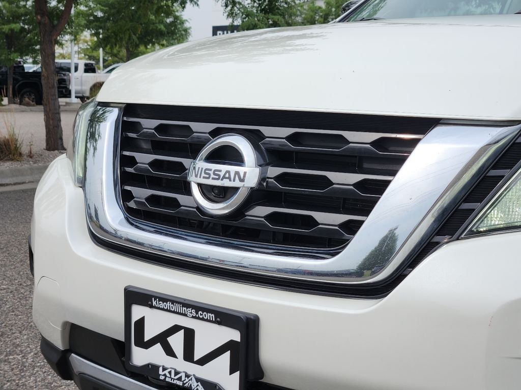 2017 Nissan Pathfinder Platinum