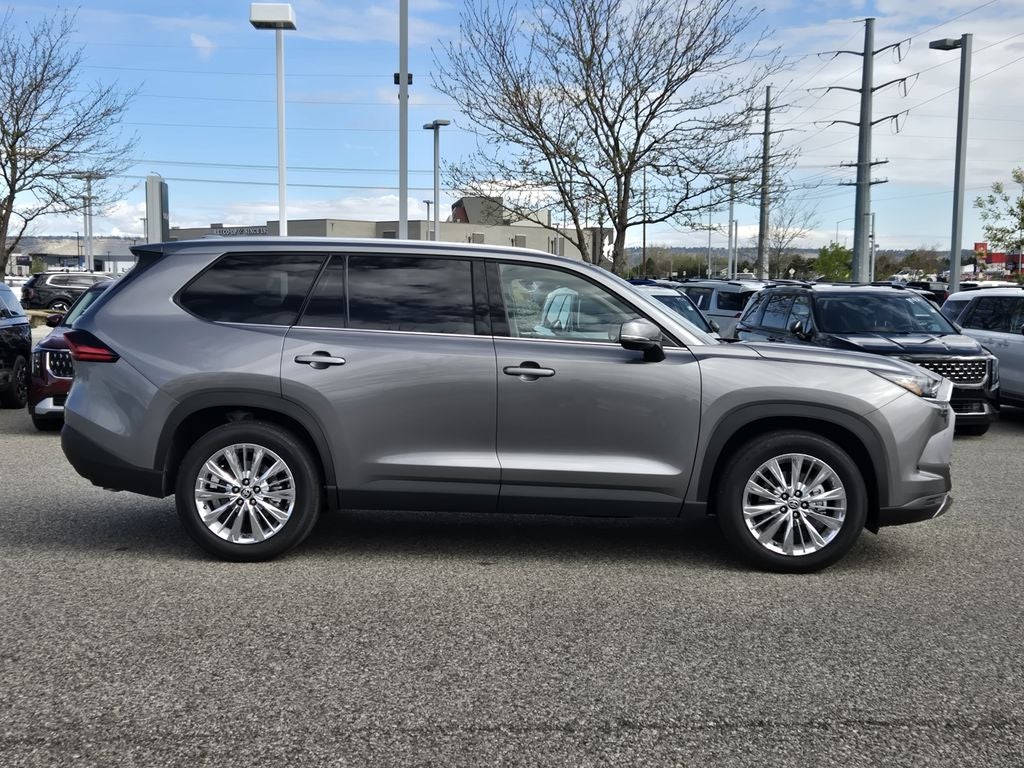 2025 Toyota Grand Highlander Platinum