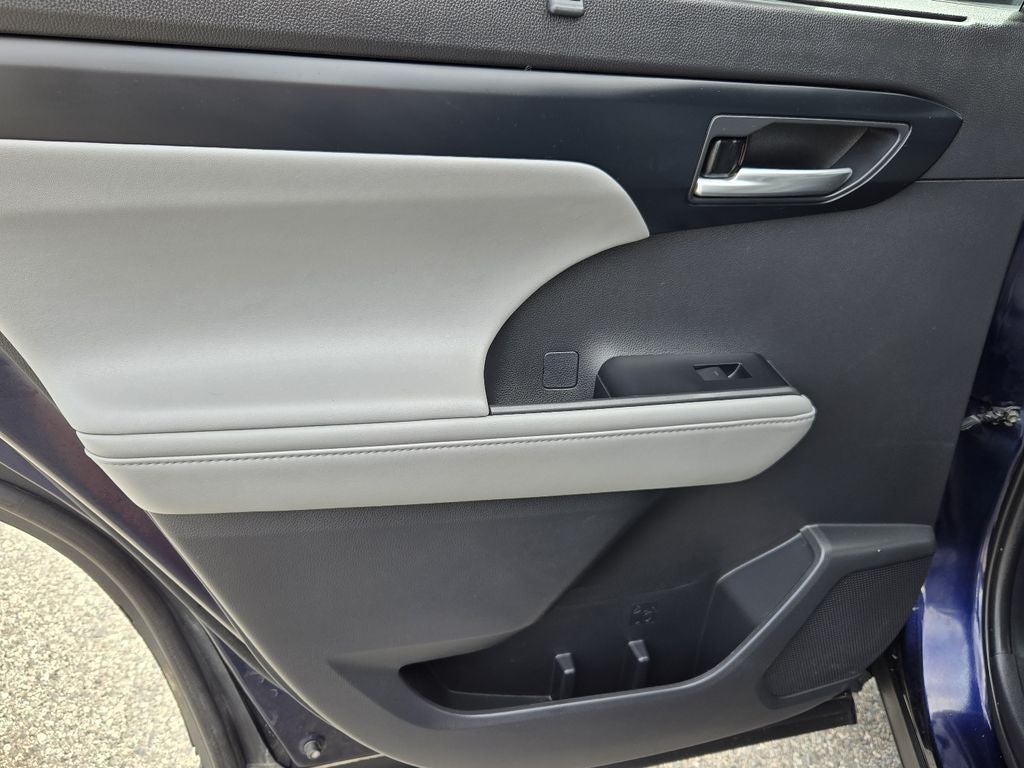 2021 Toyota Highlander Hybrid Hybrid XLE