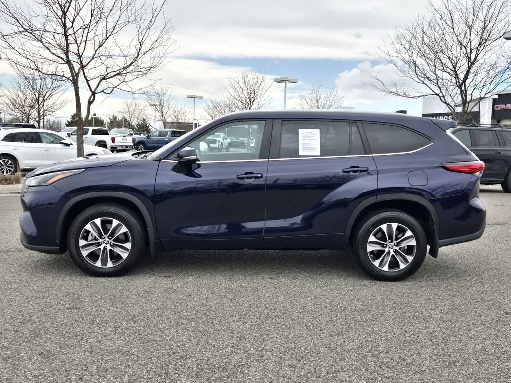 2023 Toyota Highlander XLE