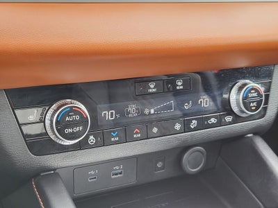 2025 Mitsubishi Outlander PHEV SEL