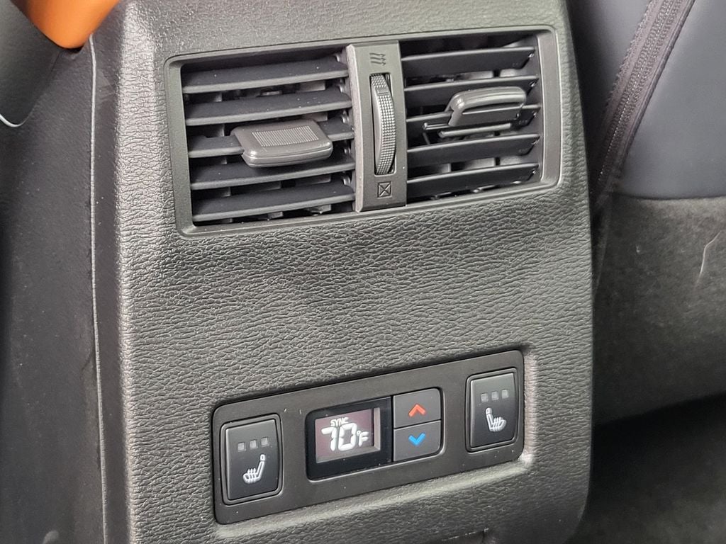 2025 Mitsubishi Outlander PHEV SEL