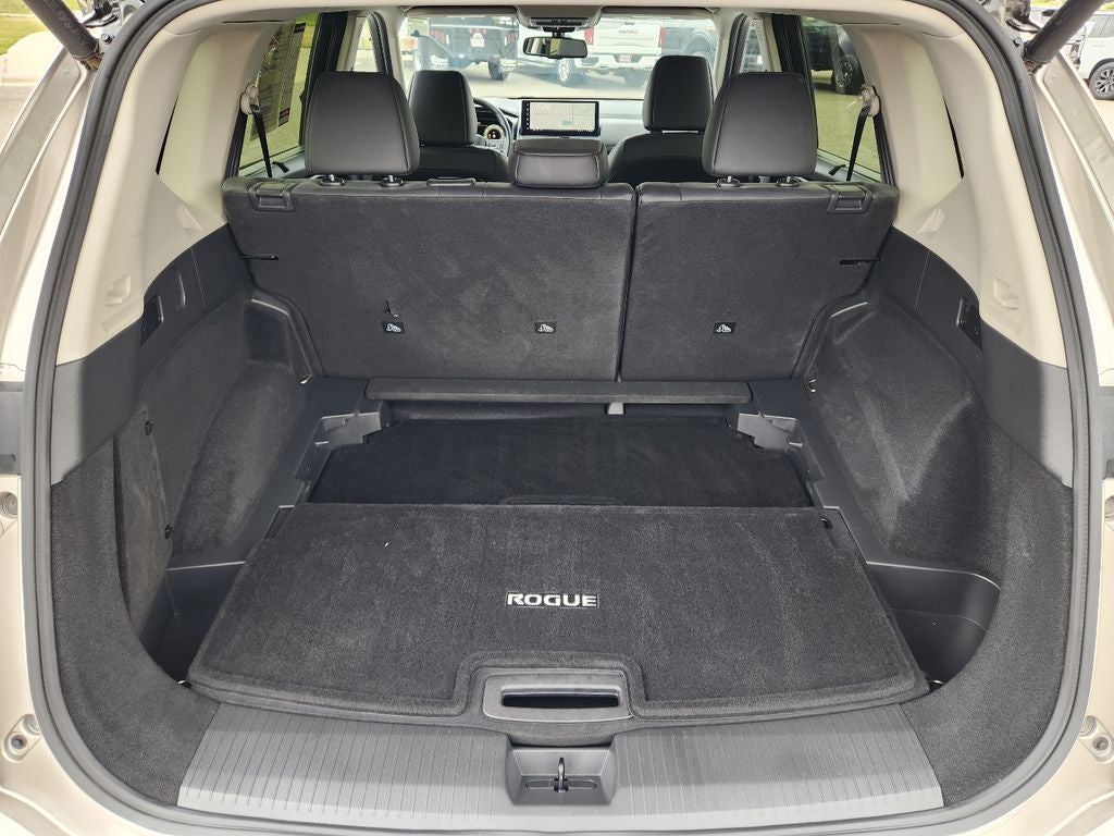 2025 Nissan Rogue Platinum