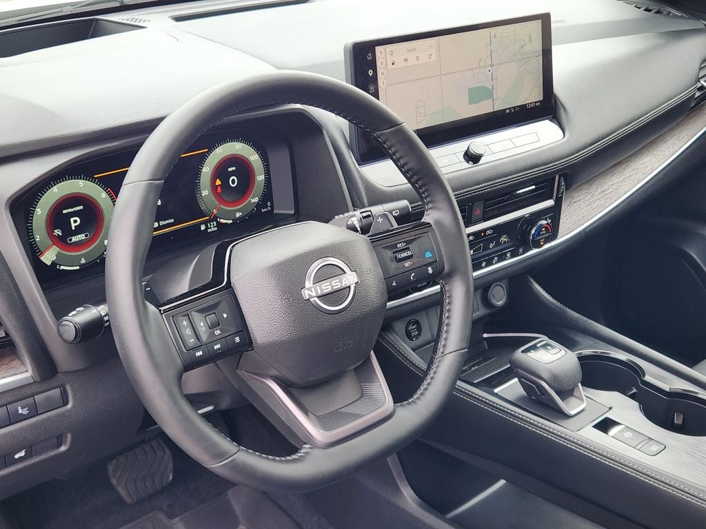 2025 Nissan Rogue Platinum