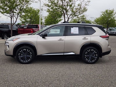 2025 Nissan Rogue Platinum