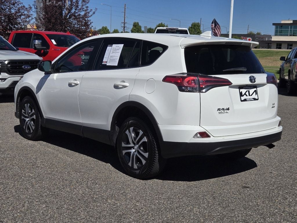 2018 Toyota RAV4 LE
