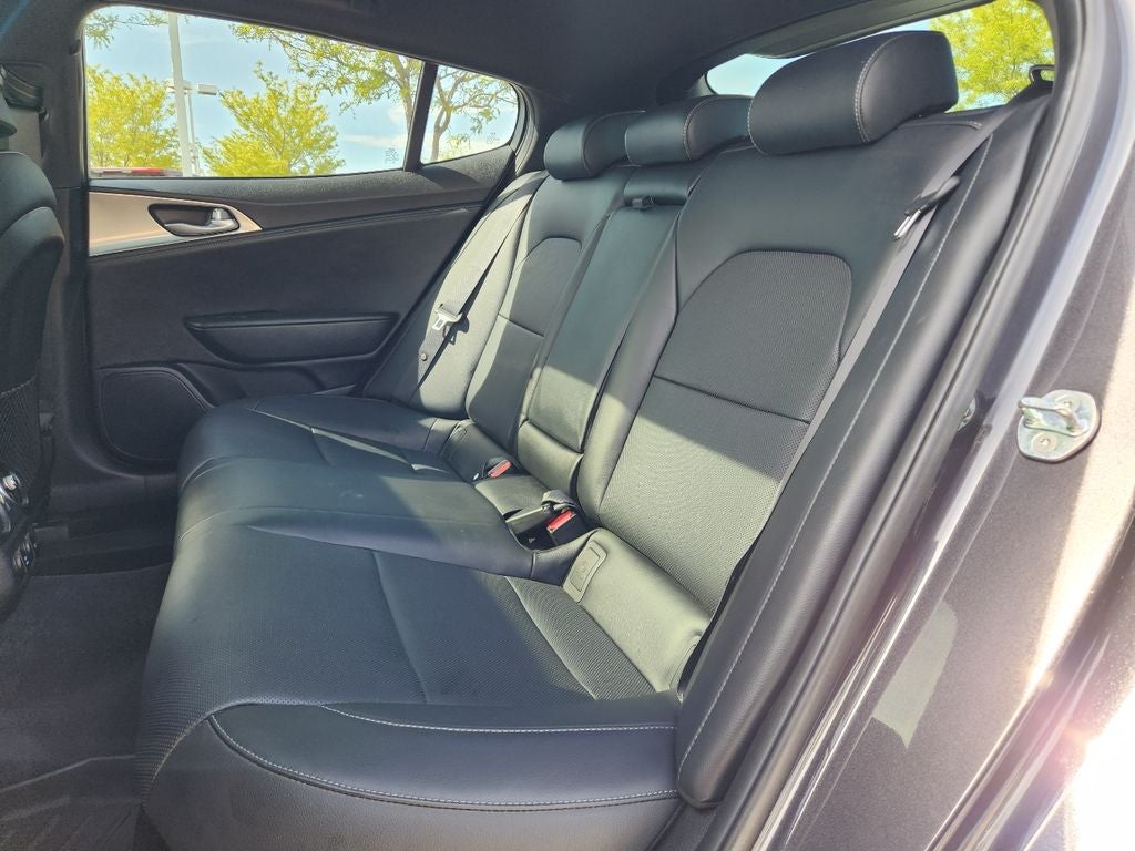 2022 Kia Stinger GT1