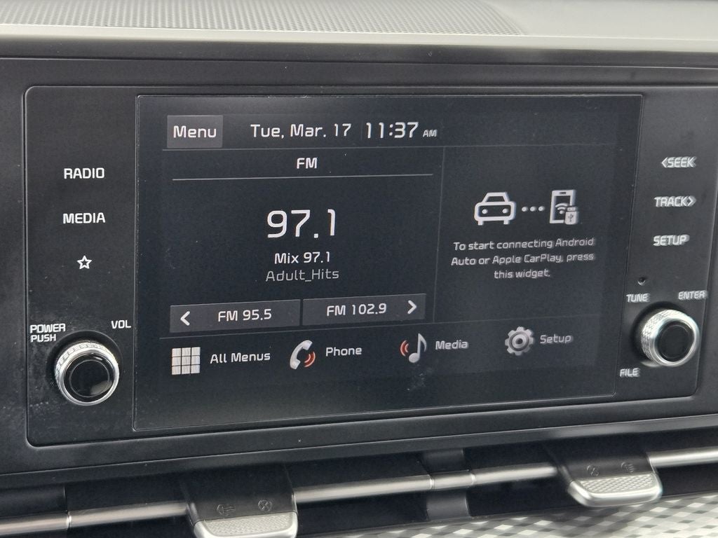 2023 Kia Carnival LX