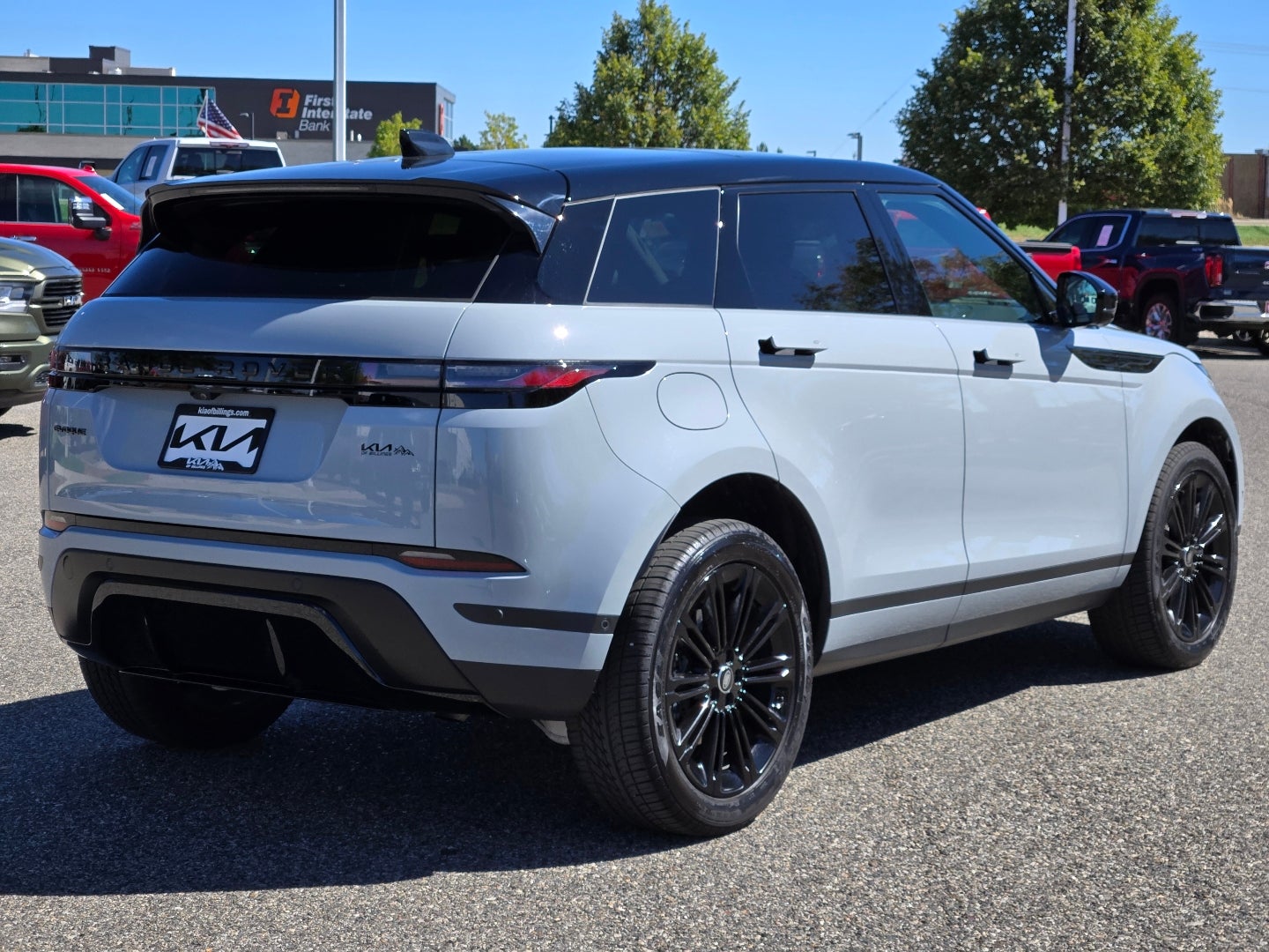 2025 Land Rover Range Rover Evoque Core S