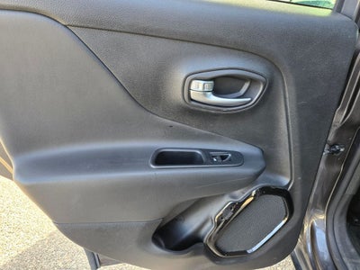 2017 Jeep Renegade Altitude